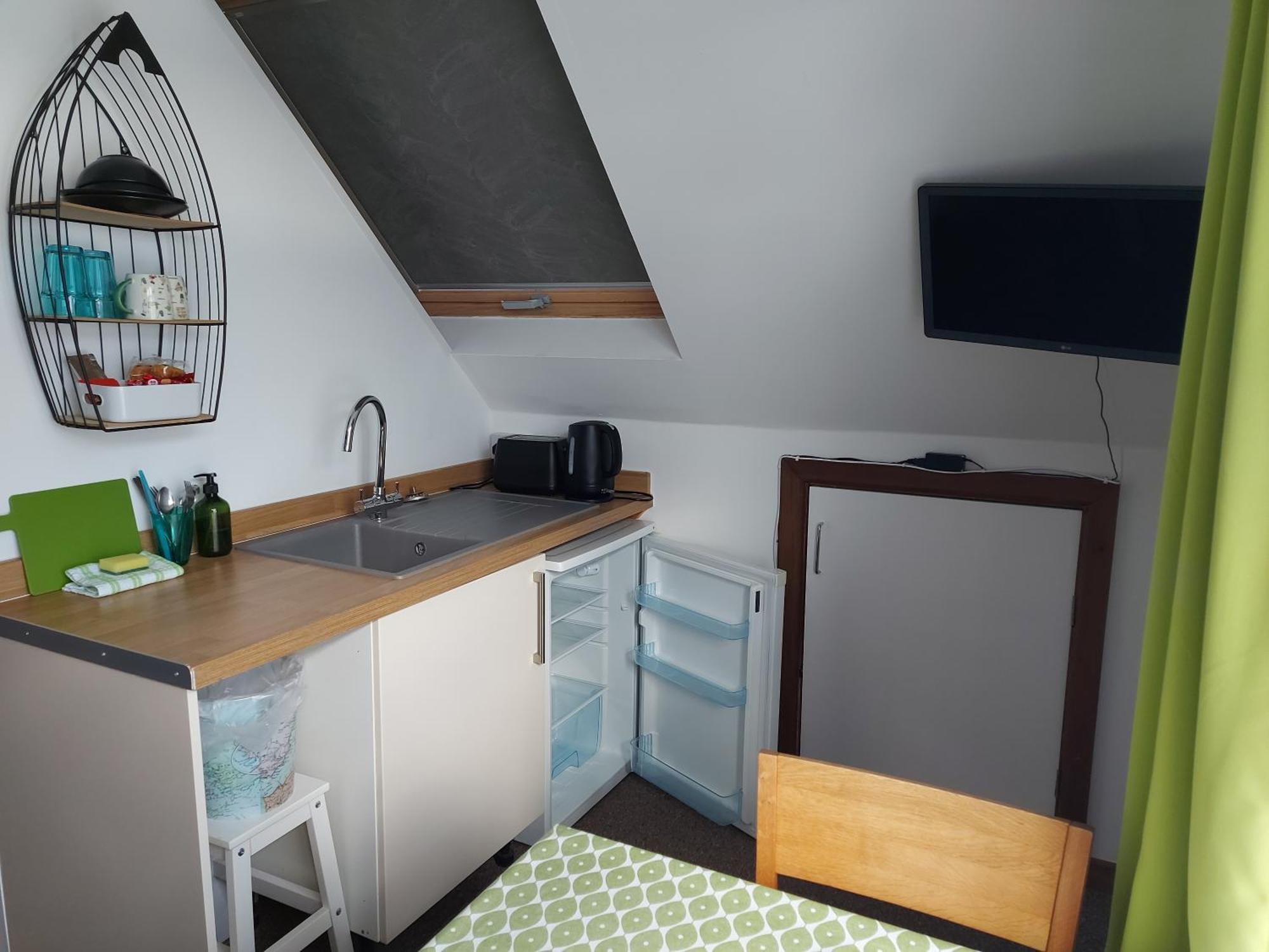 Chezzas Homestay Пул Екстериор снимка